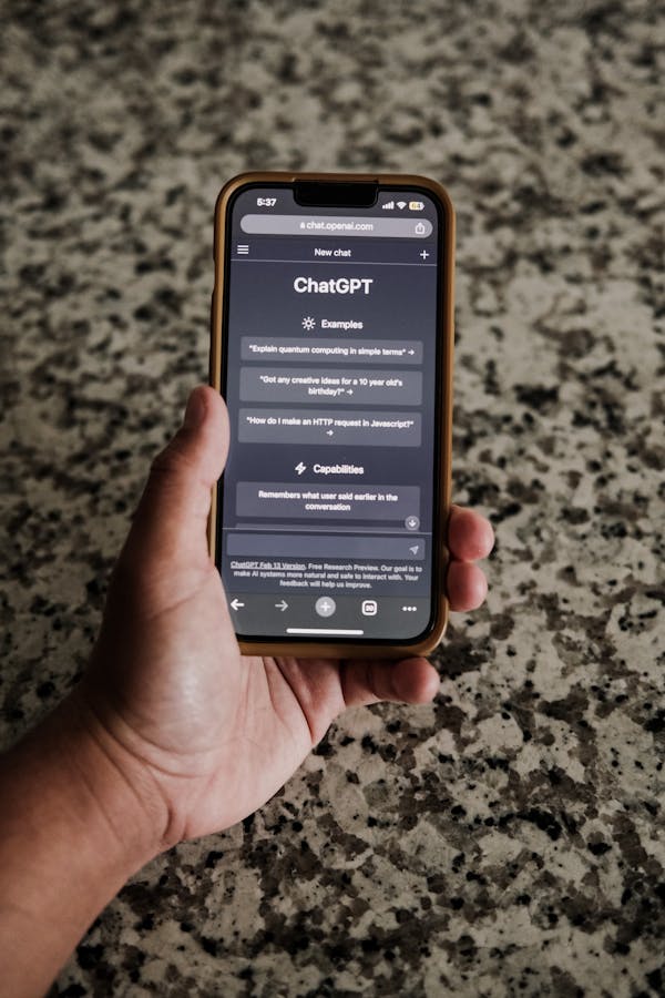 The Evolution of Mobile Battery Technology: What’s Next?