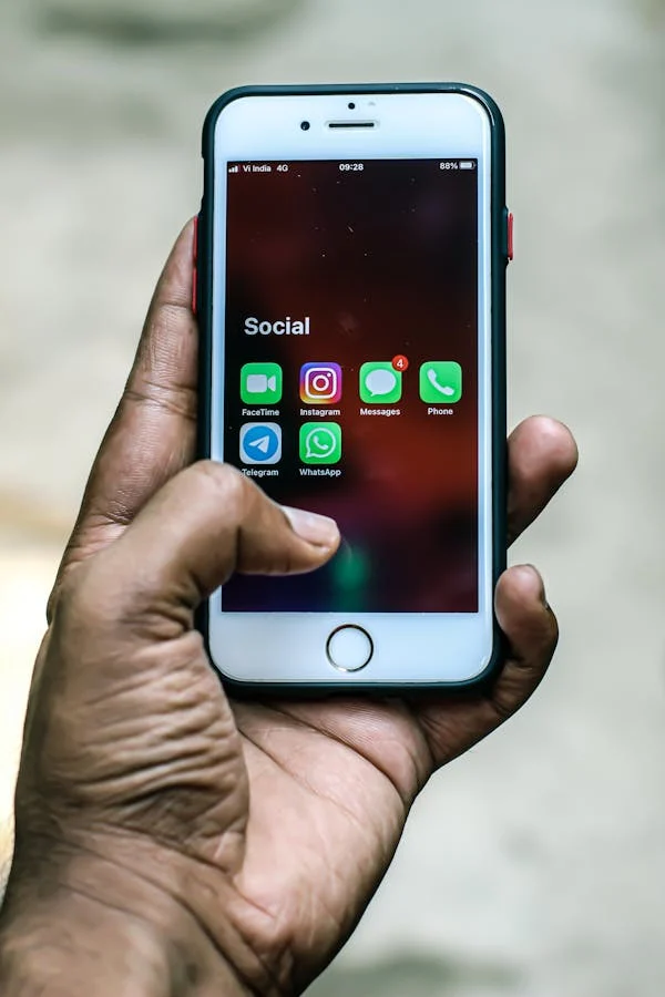 How to Extend Your Smartphone’s Battery Life: 10 Proven Tips